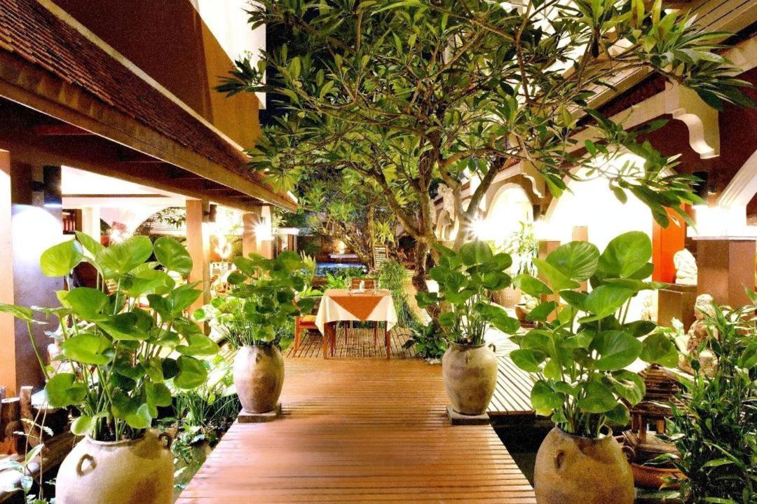 The Top Patong Resort. מראה חיצוני תמונה
